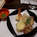 かがし - 天麩羅美味しいのよ！抹茶塩上品。