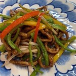 Stir-fried beef and colored peppers