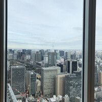 ザ タヴァン グリル＆ラウンジ - 