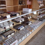 ふね - 色々な和菓子、陳列状況