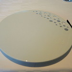 ア・ニュ ルトゥルヴェ・ヴー - 見せ皿かと思いきや