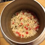 御料理 古川 - 金時人参と大根の炊き込みご飯