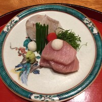 御料理 古川 - お造りはブリとヒラメ