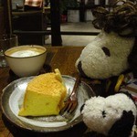 うさぎとぼく - 今日はカウンター席で、お店のお兄さんとおしゃべり。