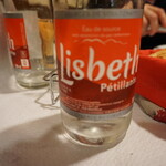 Le Baeckeoffe d'Alsace - ガス入り水