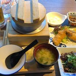 Ryuuji Mmaru - 鰹の漁師漬けとふっくら鰺フライ定食1180円税別