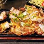 Umakaraagetoizakameshimiraizaka - 骨付き鶏 もも グローブ焼き