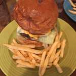 CORNER GATE BURGER - 