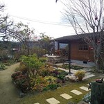 Garden Cafe io - 冬枯れの庭