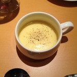 ビストロ・ラ・ココット - アラカルトにスープがつきます