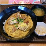 ガスト - ひれかつ丼（755円）