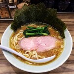 麺屋 庄太 - ラーメン800円麺硬め。海苔増し100円。