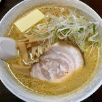 突撃ラーメン - みそカレーラーメン(太麺) ¥840 +バター¥110