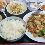 鳥とカシューナッツ