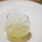 プレゼンテ スギ - 2020.1 おそ松さまでした。（佐倉赤松の葉から抽出したゼリー 赤松の葉シロップを泡立てて）