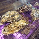 浜焼き 能登風土 - 焼き牡蠣