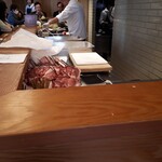 とんかつひなた - 店内