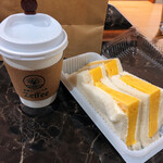 Yakuzan Cafe + Ocha Zeffee - 厚焼き卵サンドとMサイズドリンクのセット580円税込