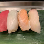 Sushi Uogashi Nihonichi - ランチ13貫