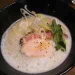 Koji-Na Tei Toripaitan Ra-Mento Goukai Na Izakaya Ryouri Andonabe - 白ラーメン