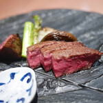 窯焼き割烹 黒泉 - 料理写真:十勝牛シャトーブリアン　釜焼き