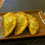 ペナンレストラン - カリーパフ（3個390円）