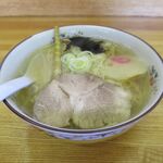 らーめん さくら屋 - アゴ出汁塩らーめん（800円）