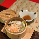 ランプの宿 - 能登牡蠣と河豚　香箱蟹の蒸篭蒸し