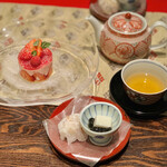 ランプの宿 - あんぽ柿大福　苺　杏仁豆腐　苺のフレジェ