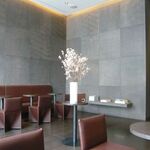 エルメス　カフェ - 花器と書籍