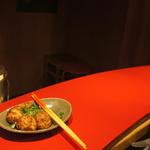 木津屋Z - 店内にカウンター席がございます。