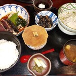 Tosa Ryourineboke - 週替わり定食 (鰹たたき、豚肉と野菜の豆乳煮)