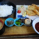 かき料理 かき友 - カキフライ定食（1100円）