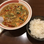 一楽 - 酸辣湯麺とライス