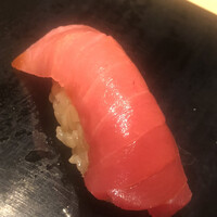 鮨 竜介 - 中トロ