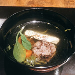 かやうさぎ - 黒米清汁仕立て 神馬草 青菜 柚子