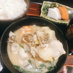 かやうさぎ - 鮟肝鍋と日田米自飯 赤出汁 漬物盛り