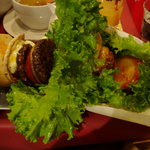 BurgerCafe Asyl - 倒壊…。