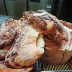 かどやホルモン店 - ハラミの塊。イイの入ってました。