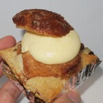 ガトー・ド・ボワイヤージュ - ・「窯出しパイカスター(¥357)」