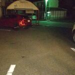 しゃぶしゃぶ焼肉のお店 千 - 駐車場は隣のスナックと、共同駐車場