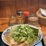 中華蕎麦 春馬 - 朝ラーセット（普）700円と九条ねぎTP100円