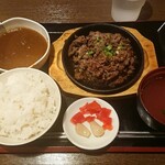 馬焼肉酒場　馬太郎 - 馬焼肉￥880-