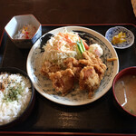 togayamashokudou - とりから定食　ご飯大盛