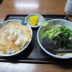 さぬきや - かつ丼定食と冷やしうどん