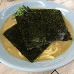 Rasu ta - ノーマルのラーメン。通常750円がクーポンで480円。