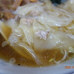 中華しば田 - ワンタン