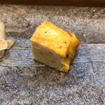 寿司栄 - 玉子焼き