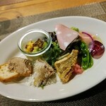 Ris. - 前菜盛り合わせ