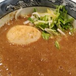 道玄坂 マンモス - 濃厚味玉入りつけ麺900円
